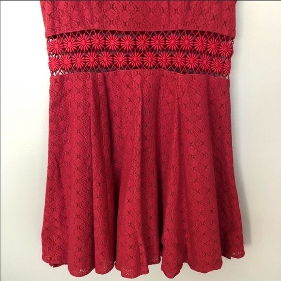 Free People Red Daisy Cut Out Waist Dress Size 6 - Picture 3 of 8